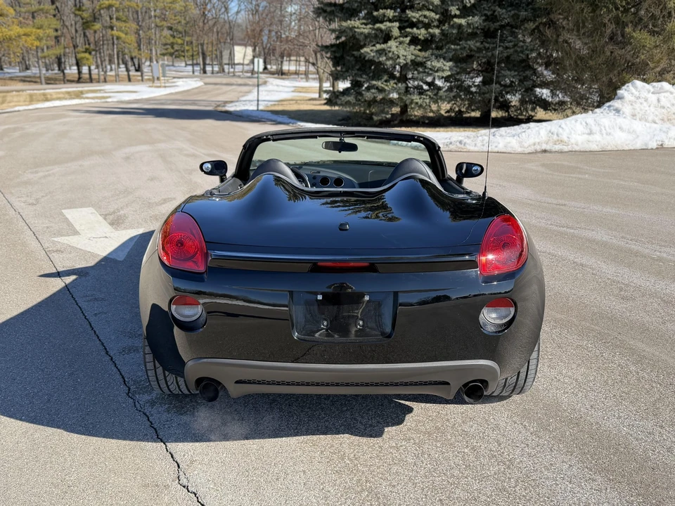 2007 Pontiac Solstice GXP - Image 14 of 31