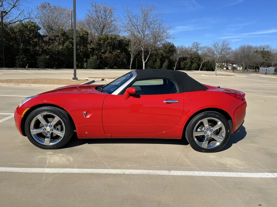 2007 Pontiac Solstice GXP - Image 4 of 31