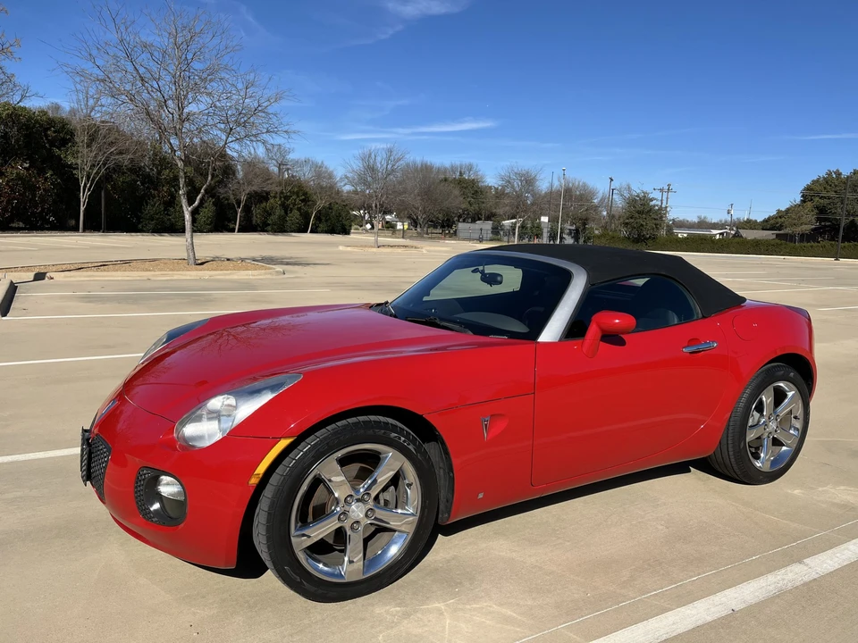 2007 Pontiac Solstice GXP - Image 3 of 31