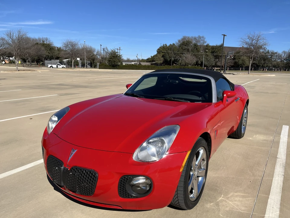 2007 Pontiac Solstice GXP - Image 2 of 31