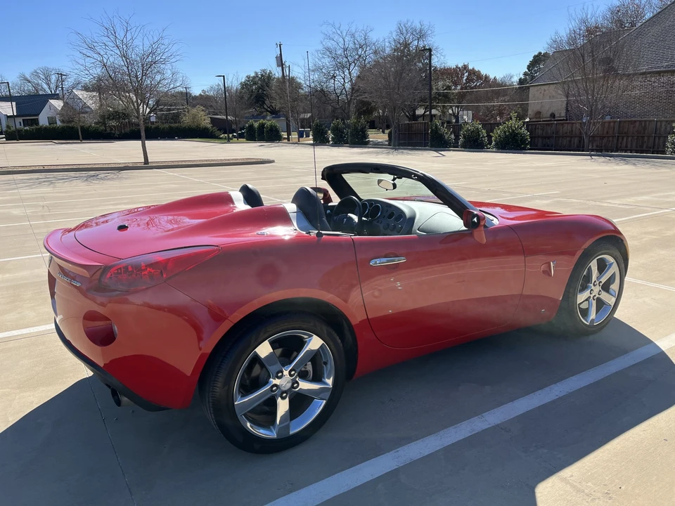 2007 Pontiac Solstice GXP - Image 19 of 31