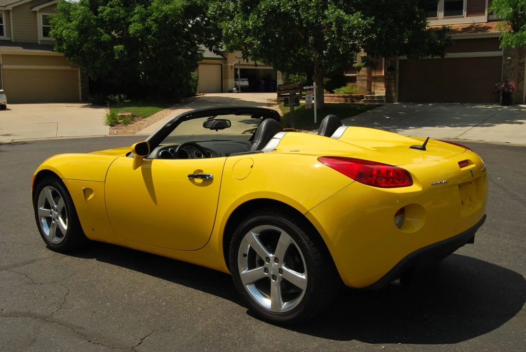 2007 Pontiac Solstice GXP - Image 16 of 31