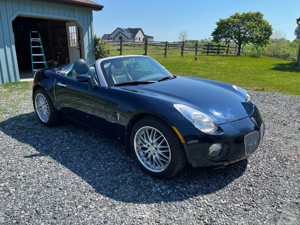 2007 Pontiac Solstice GXP - Image 16 of 31