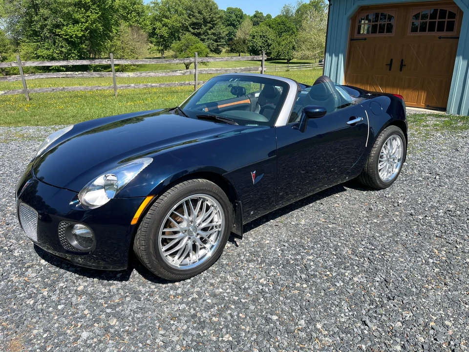 2007 Pontiac Solstice GXP - Image 4 of 31