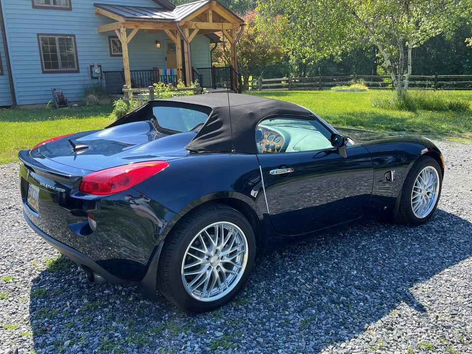 2007 Pontiac Solstice GXP - Image 25 of 31
