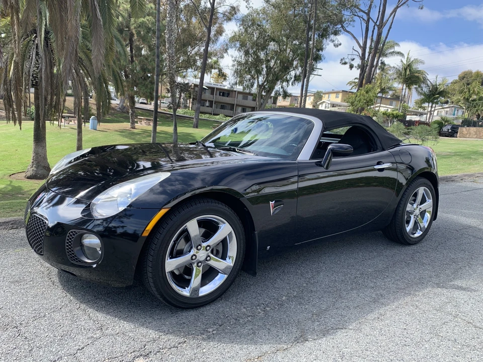 2007 Pontiac Solstice GXP - Image 12 of 31