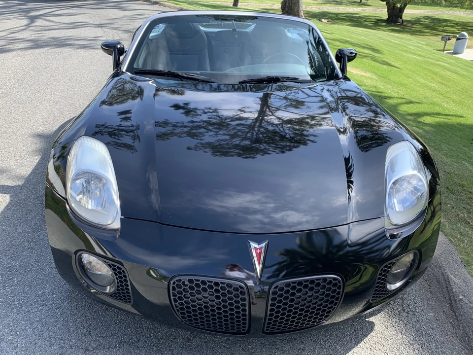 2007 Pontiac Solstice GXP - Image 2 of 31