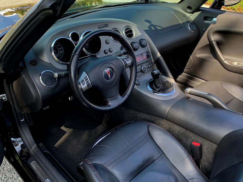 2007 Pontiac Solstice GXP - Image 21 of 31
