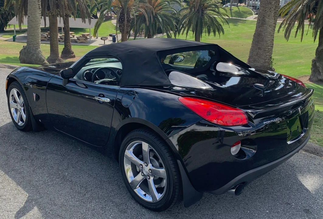 2007 Pontiac Solstice GXP - Image 14 of 31
