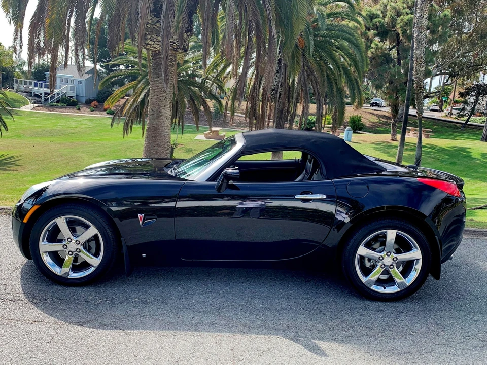 2007 Pontiac Solstice GXP - Image 13 of 31
