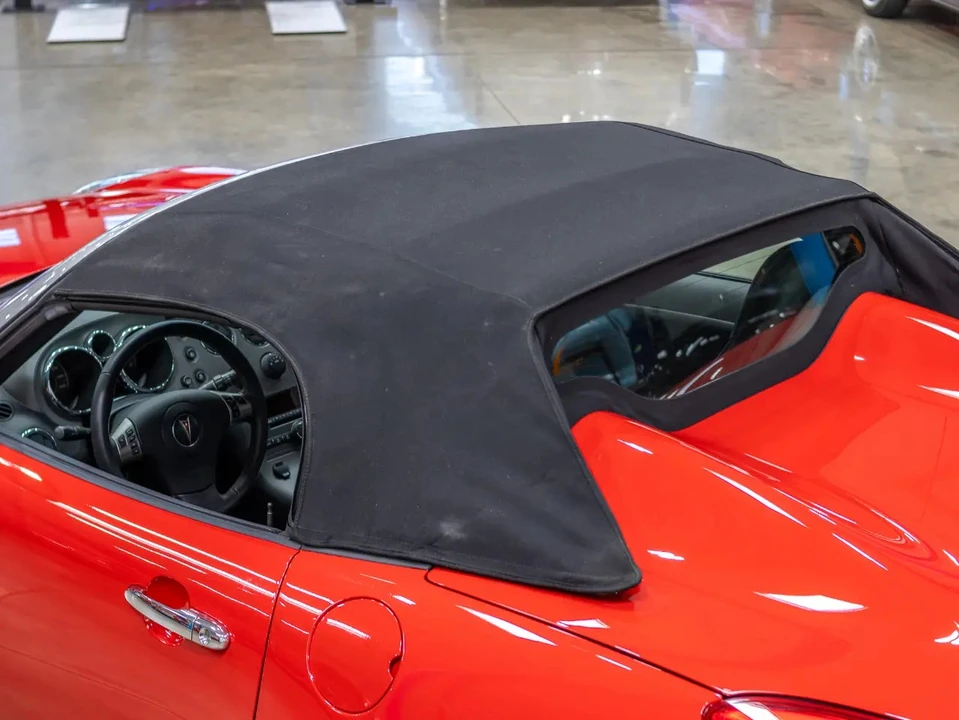 2007 Pontiac Solstice GXP - Image 16 of 31
