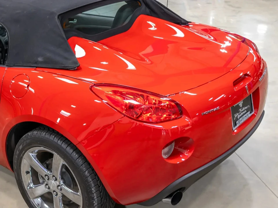 2007 Pontiac Solstice GXP - Image 14 of 31
