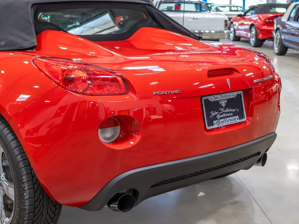 2007 Pontiac Solstice GXP - Image 15 of 31