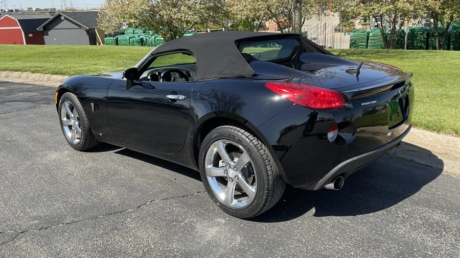 2007 Pontiac Solstice GXP - Image 6 of 13
