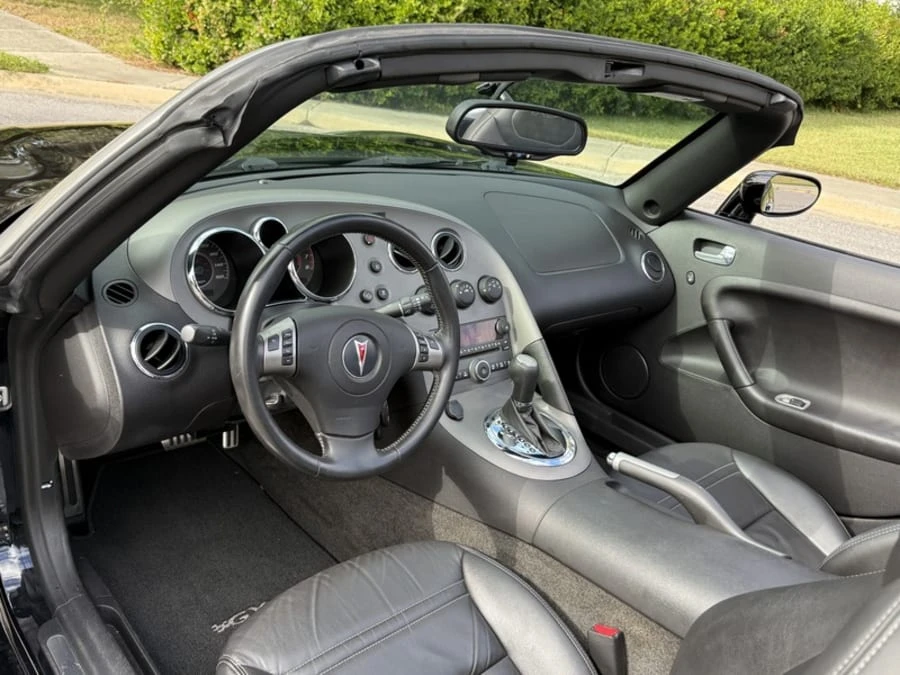 2007 Pontiac Solstice GXP - Image 12 of 21