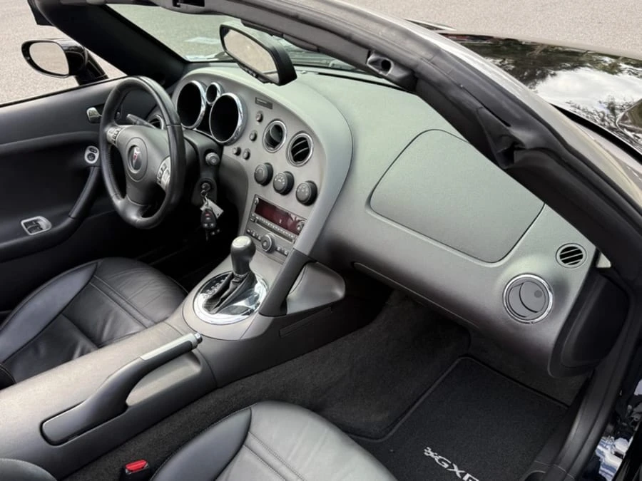 2007 Pontiac Solstice GXP - Image 14 of 21