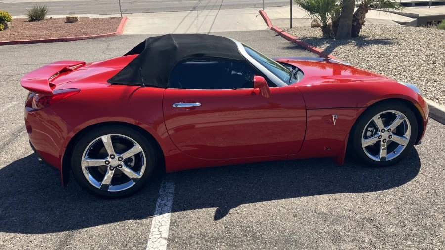 2007 Pontiac Solstice GXP - Image 2 of 13