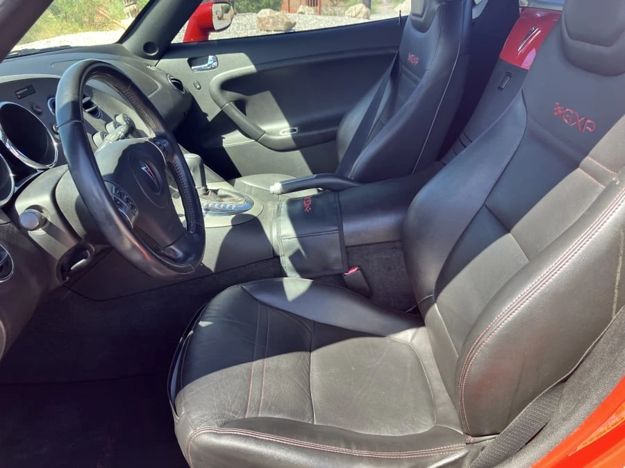 2007 Pontiac Solstice GXP - Image 9 of 13