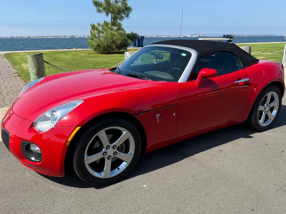 2007 Pontiac Solstice GXP - Image 16 of 20