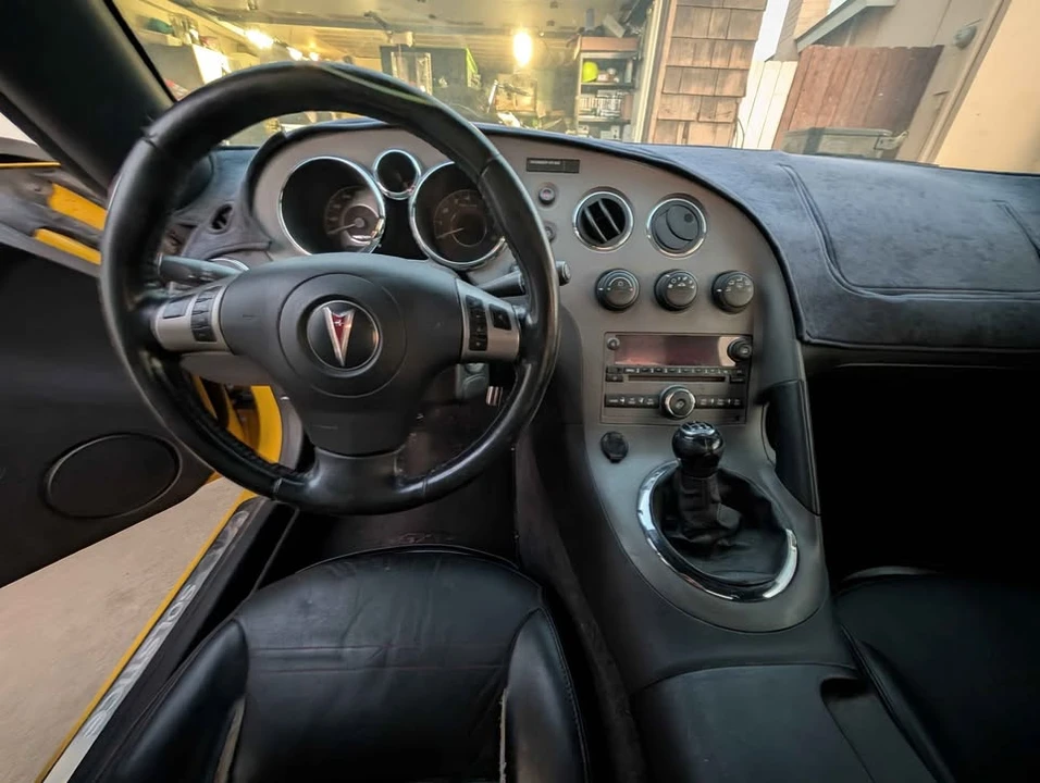 2007 Pontiac Solstice GXP - Image 9 of 10