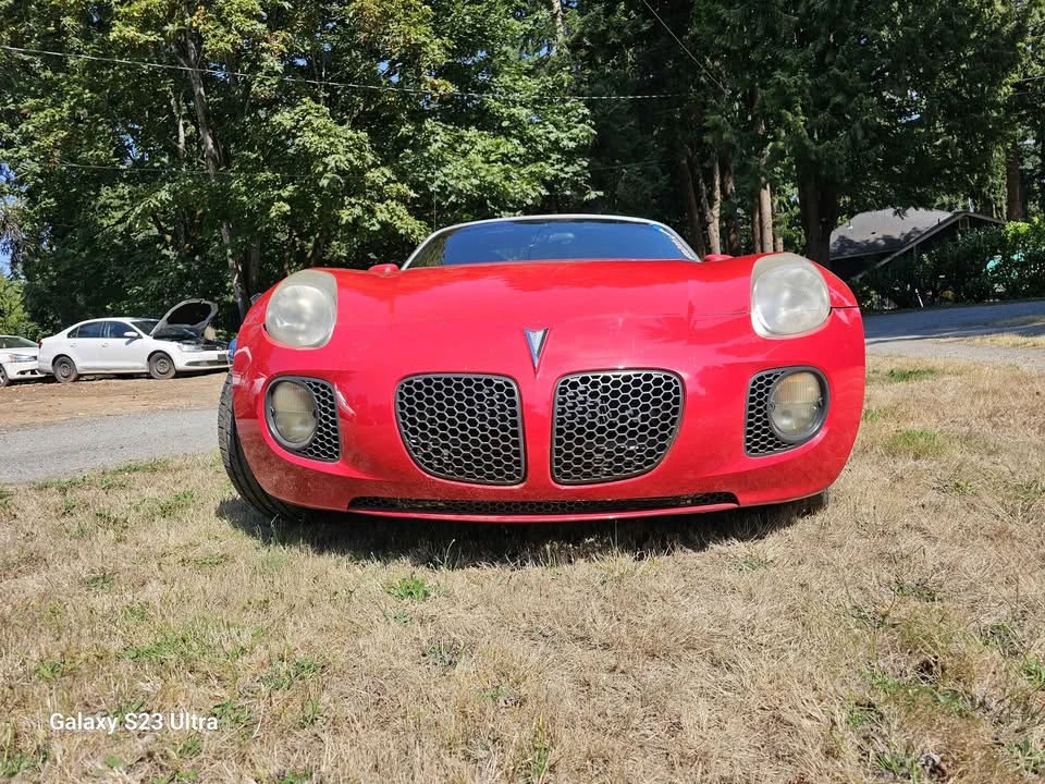 2007 Pontiac Solstice GXP - Image 2 of 11