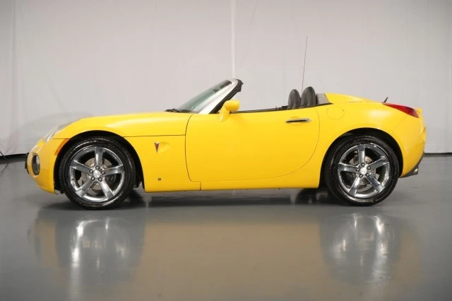 2007 Pontiac Solstice GXP - Image 2 of 31