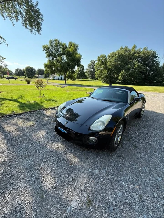 2007 Pontiac Solstice GXP - Image 2 of 12