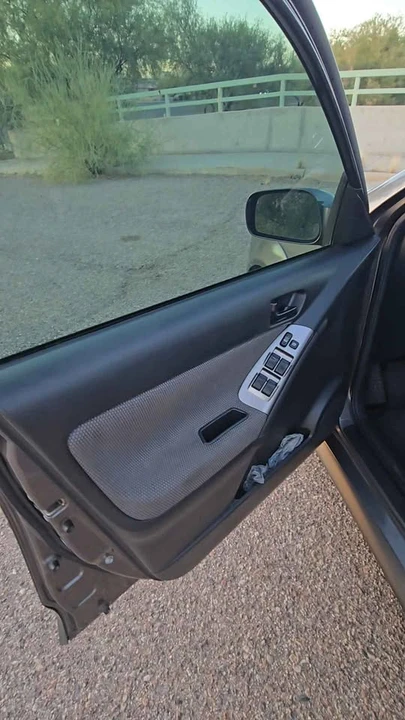 2007 Pontiac Vibe - Image 14 of 19