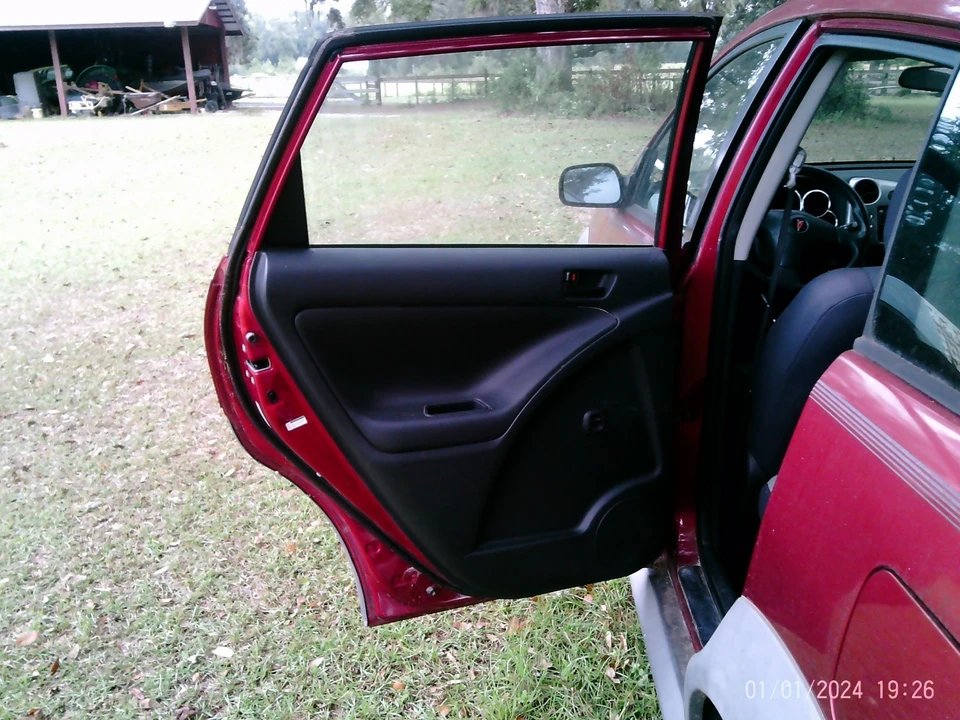 2007 Pontiac Vibe - Image 11 of 20