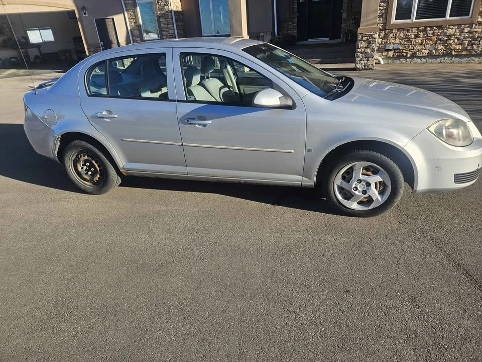 2007 Pontiac G5 - Image 2 of 5