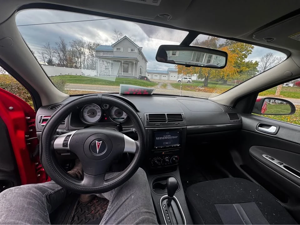 2007 Pontiac G5 - Image 2 of 9
