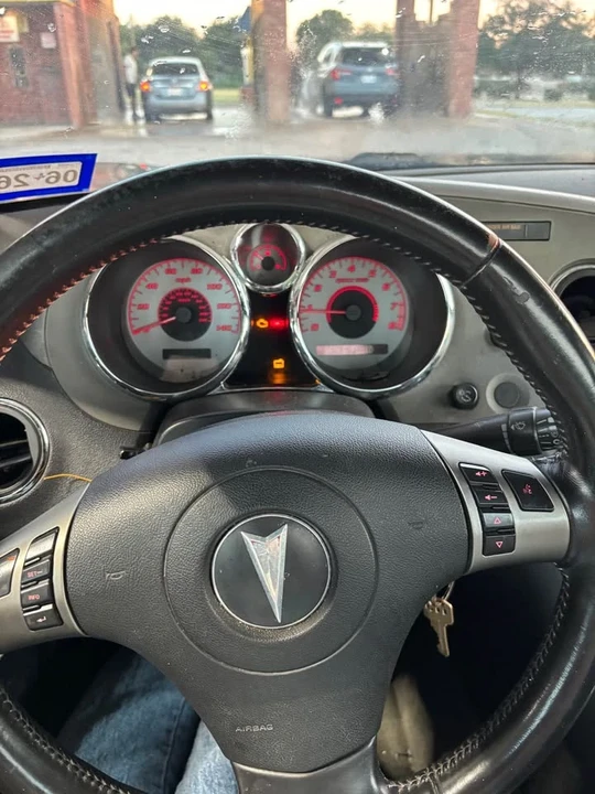 2007 Pontiac Solstice - Image 4 of 5