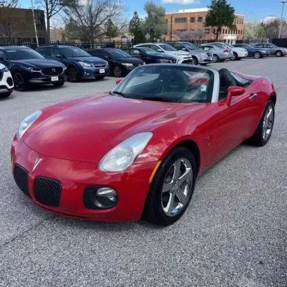 2007 Pontiac Solstice - Image 2 of 13