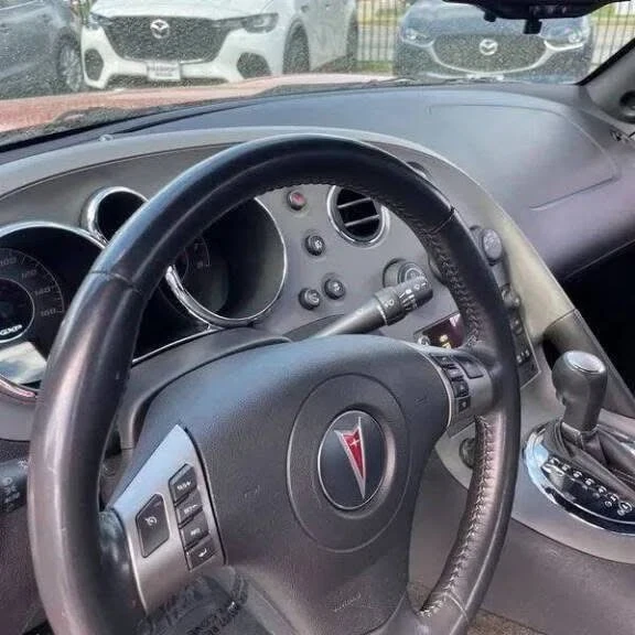 2007 Pontiac Solstice - Image 12 of 13