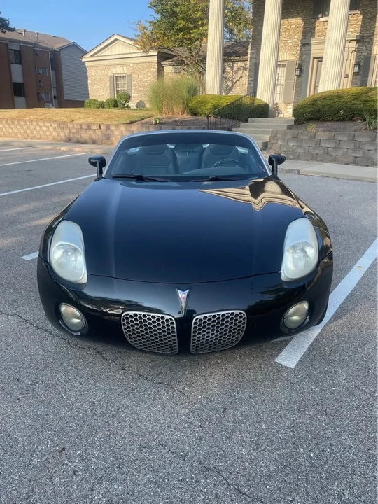 2007 Pontiac Solstice - Image 2 of 8