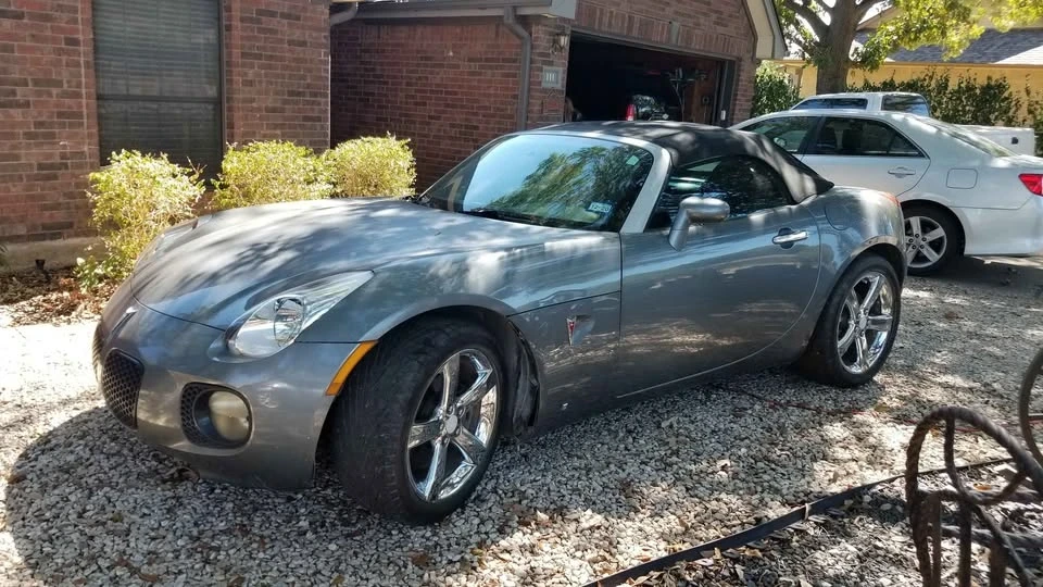 2007 Pontiac Solstice GXP - Image 2 of 6