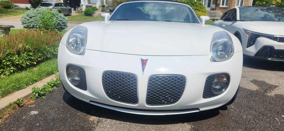 2007 Pontiac Solstice GXP - Image 2 of 9
