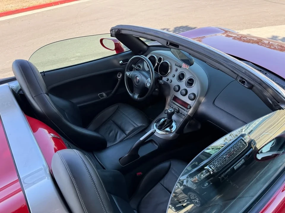 2007 Pontiac Solstice GXP - Image 9 of 19