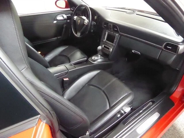 2007 Porsche 997 Carrera 4 - Image 17 of 18
