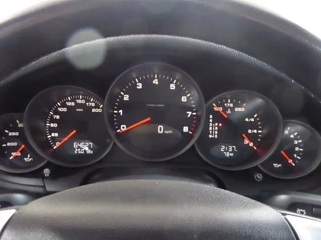 2007 Porsche 997 Carrera 4 - Image 8 of 18