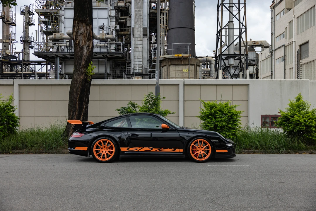 2007 Porsche 997 GT3 RS - Image 2 of 31