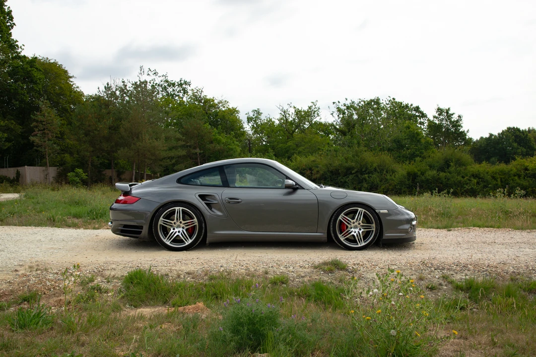 2007 Porsche 997 Turbo - Image 12 of 31