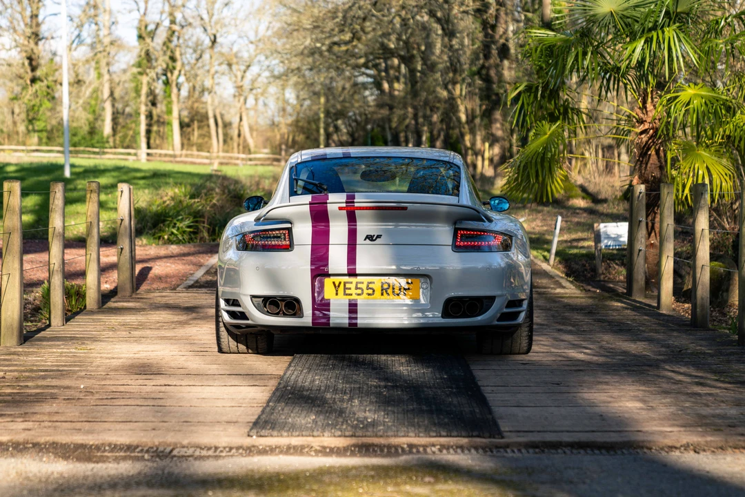 2007 Porsche 997 Turbo - Image 6 of 31