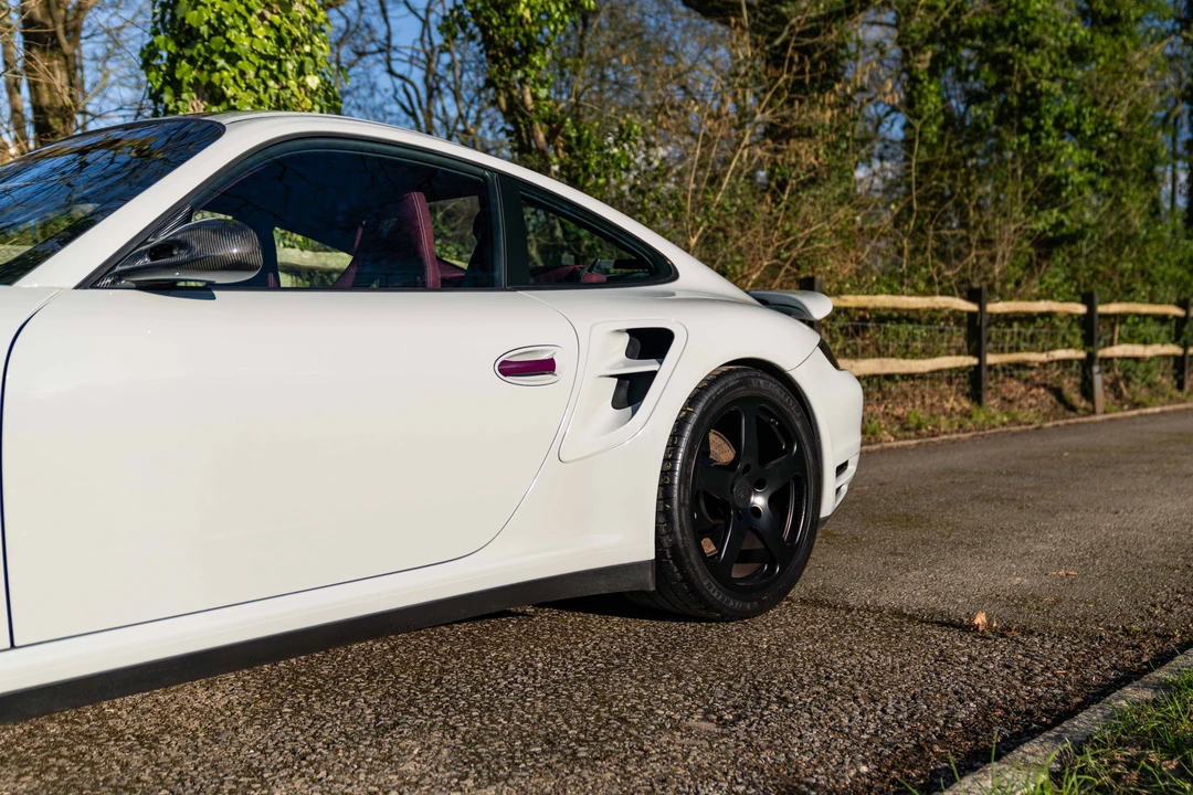 2007 Porsche 997 Turbo - Image 25 of 31