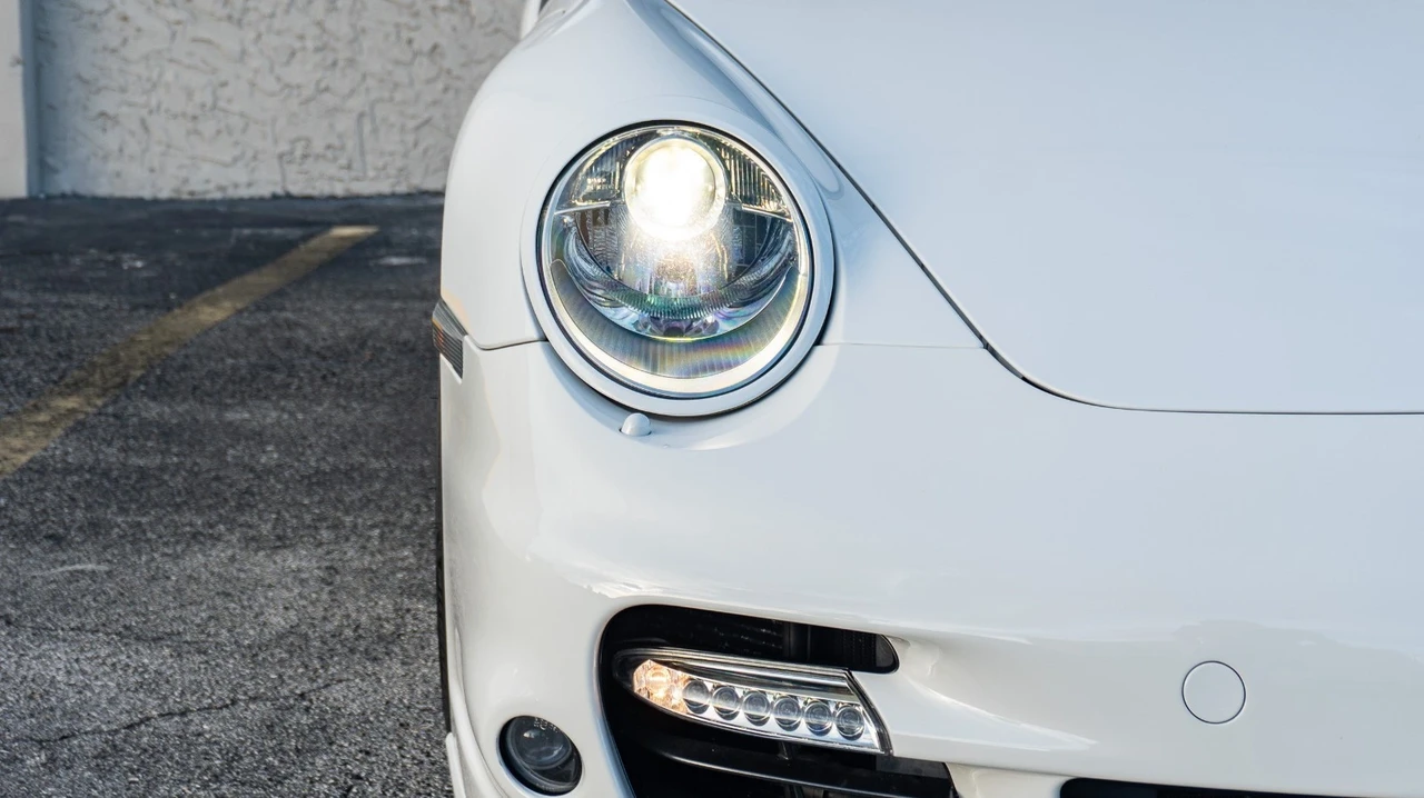 2007 Porsche 997 Turbo - Image 16 of 21
