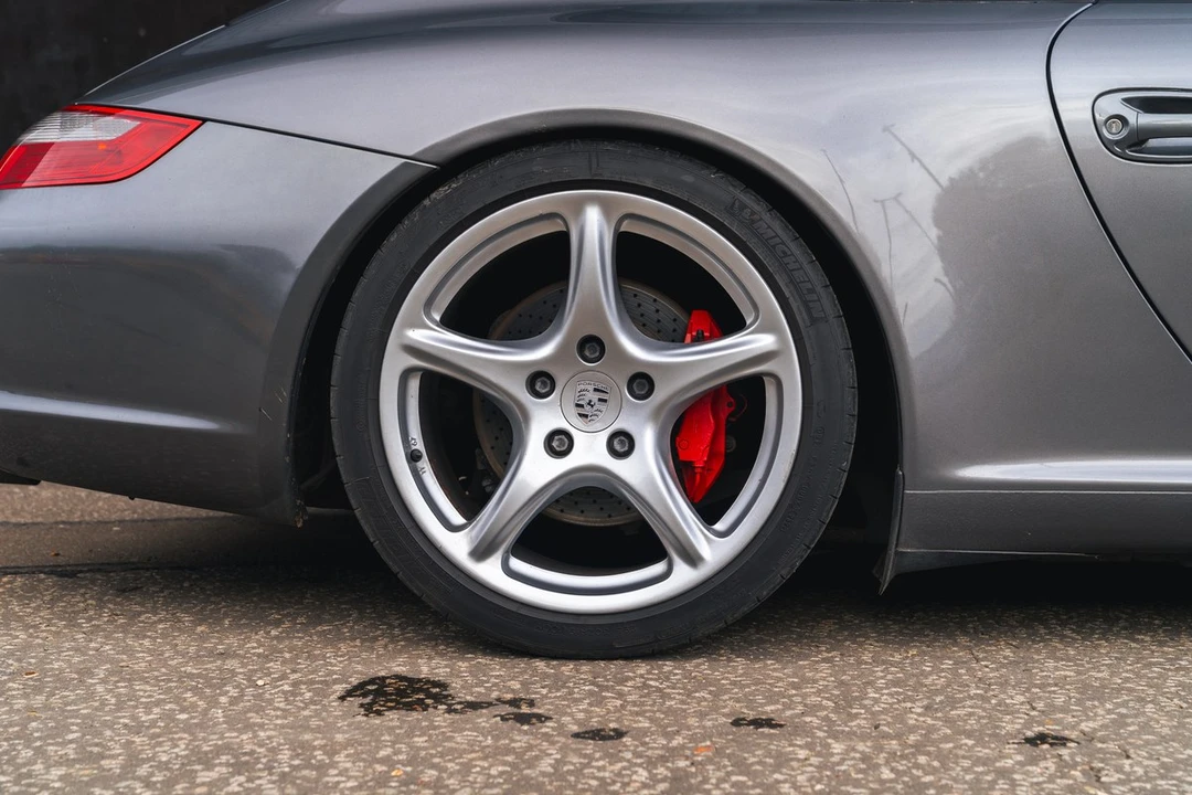 2007 Porsche 997 Carrera S - Image 9 of 30