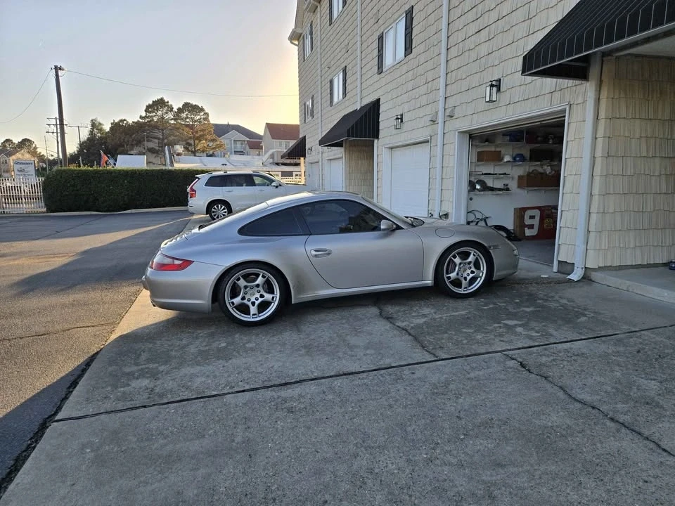 2007 Porsche 997 Carrera 4 - Image 2 of 7