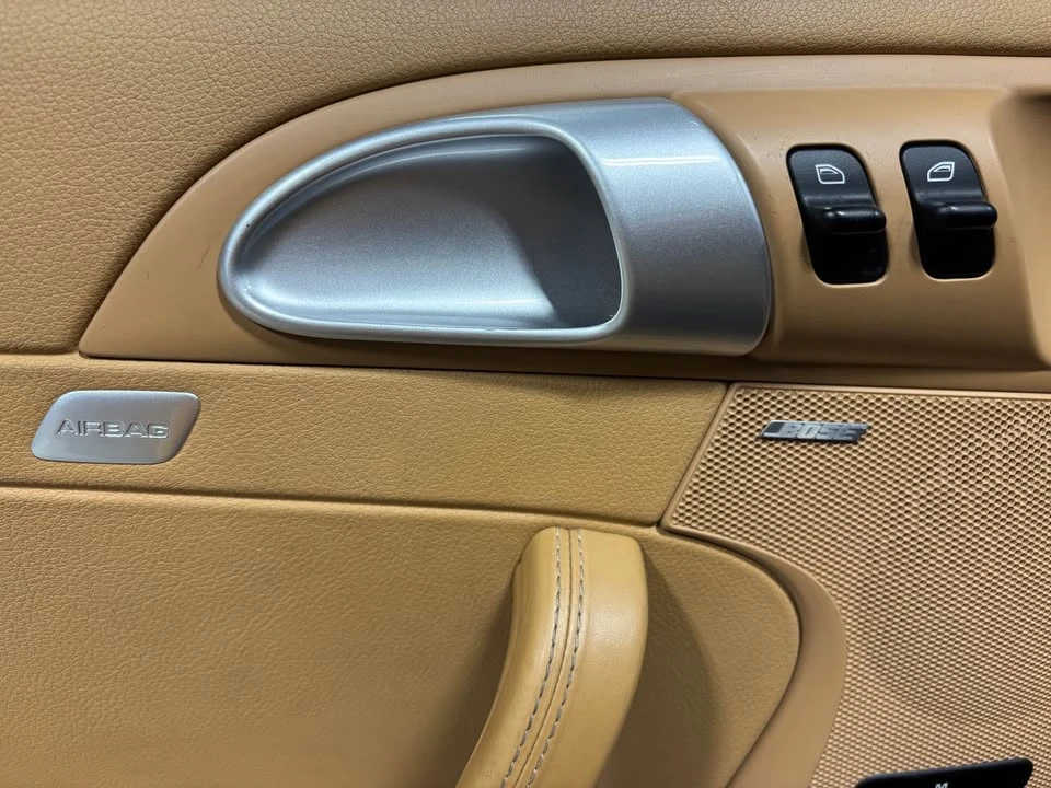 2007 Porsche 997 Carrera 4 - Image 8 of 20
