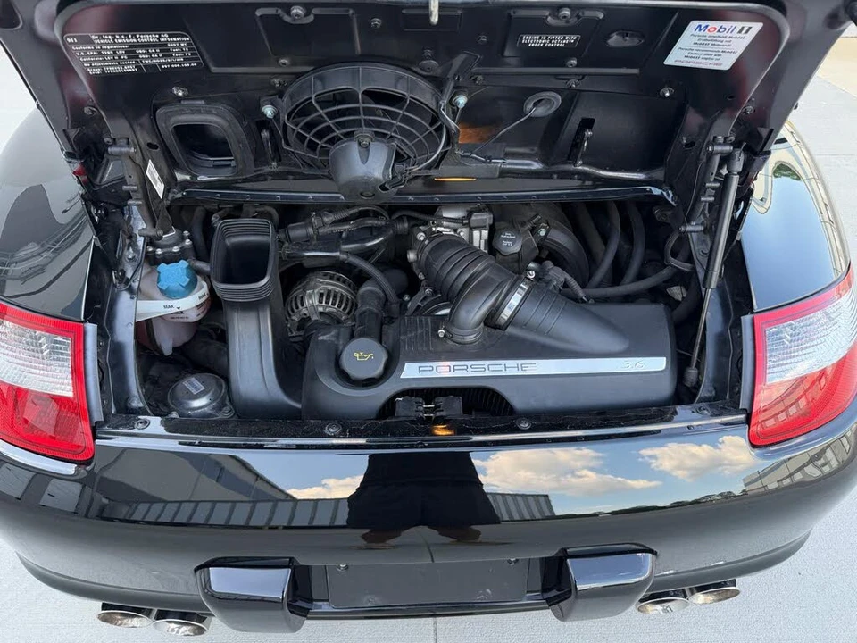 2007 Porsche 997 Carrera 4 - Image 13 of 31
