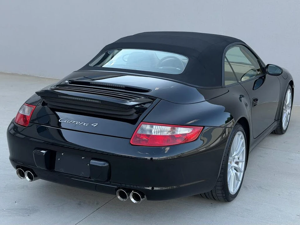 2007 Porsche 997 Carrera 4 - Image 15 of 31